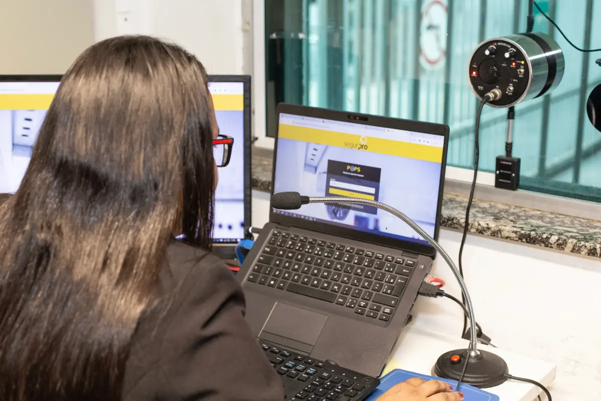 Requisitos para atuar como porteiro em uma empresa de segurança