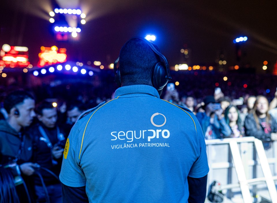 Vagas no Lollapalooza Brasil 2026: SegurPro busca 2.100 vigilantes para a operação de segurança do festival